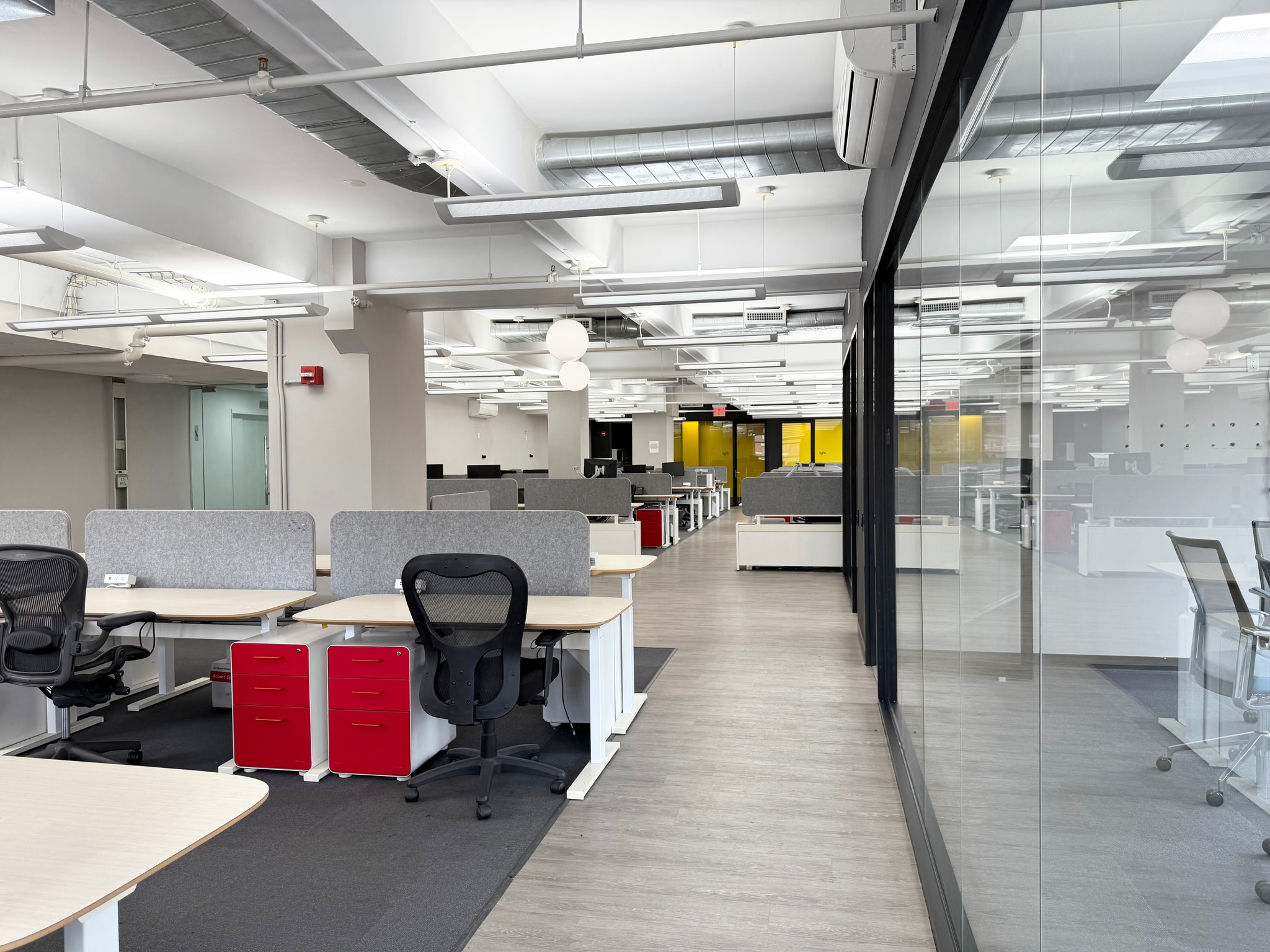 215 Lexington Ave, New York, NY for lease Interior Photo- Image 1 of 5