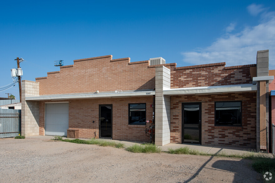 3207 E 46th St, Tucson, AZ à vendre - Photo du bâtiment - Image 1 de 1