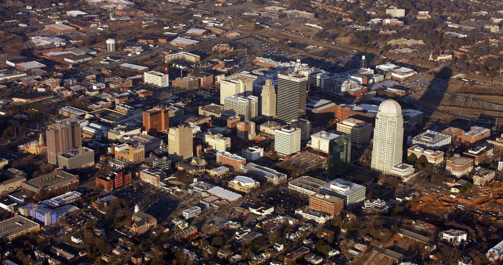 101 N Chestnut St, Winston-Salem, NC for lease - Aerial - Image 3 of 4