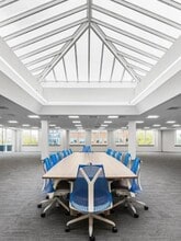 284 Bath Rd, West Drayton for lease Interior Photo- Image 2 of 5