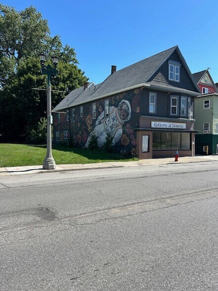 2322 Seneca St, Buffalo, NY for sale - Building Photo - Image 2 of 2