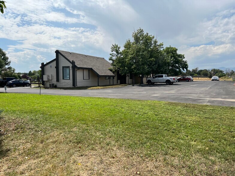 7795 West 101st Avenue, Westminster, CO à vendre - Photo du bâtiment - Image 3 de 8