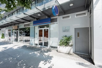 109 2nd Av W, Vancouver, BC à louer Photo du bâtiment- Image 2 de 7