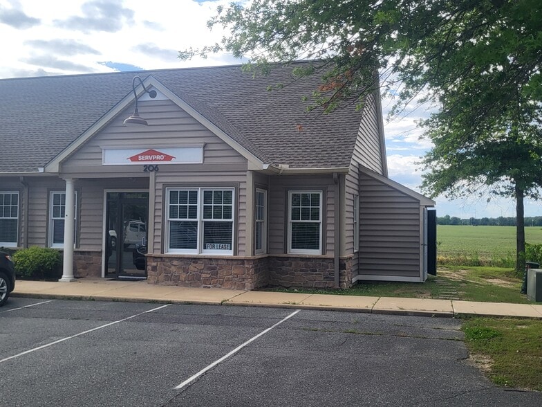 8626 Brooks Dr, Easton, MD for lease - Building Photo - Image 1 of 14
