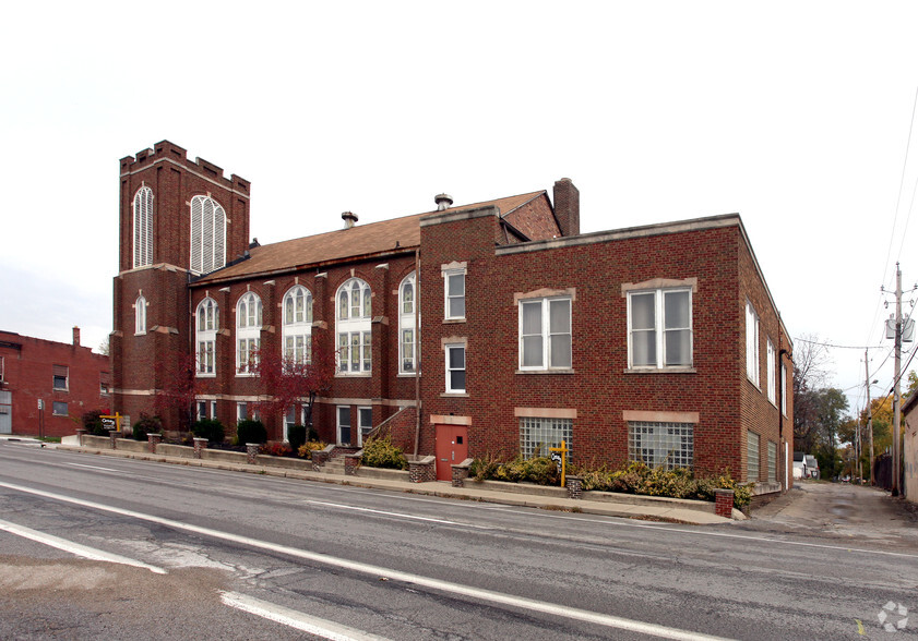 4110 E New York St, Indianapolis, IN for sale - Primary Photo - Image 1 of 1