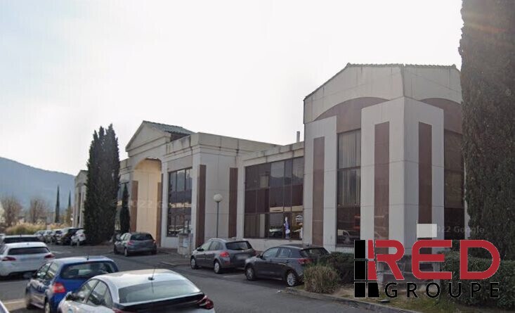 Office in Gémenos for lease Building Photo- Image 1 of 7
