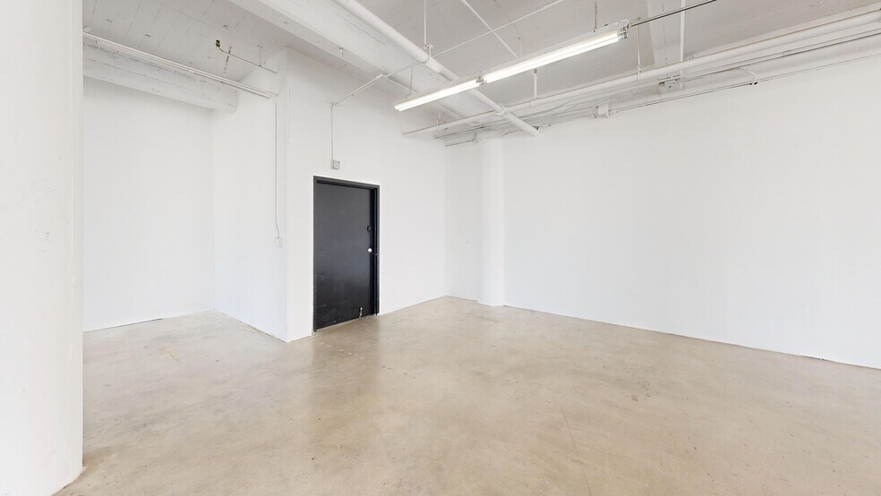 1024 Santee St, Los Angeles, CA à louer - Photo intérieure - Image 2 de 9