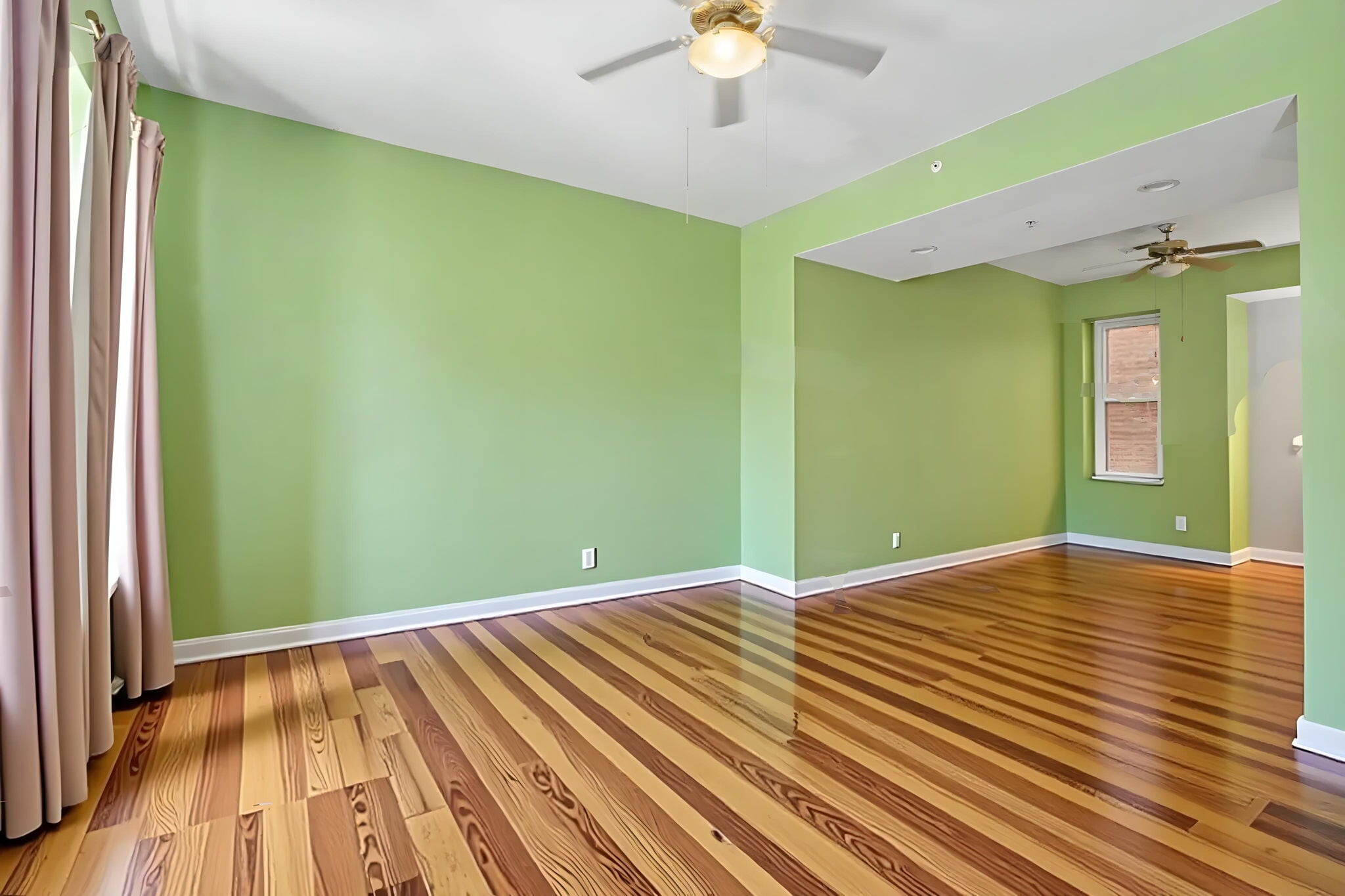 512-514 Martin Luther King Jr Blvd, Savannah, GA for lease Interior Photo- Image 1 of 8