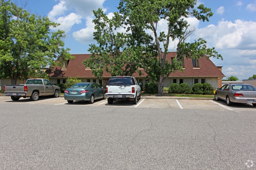 3431 Lorna Ln, Birmingham, AL for lease - Building Photo - Image 2 of 4
