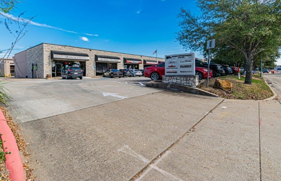 16522-16536 Park Row, Houston, TX for lease - Building Photo - Image 2 of 30