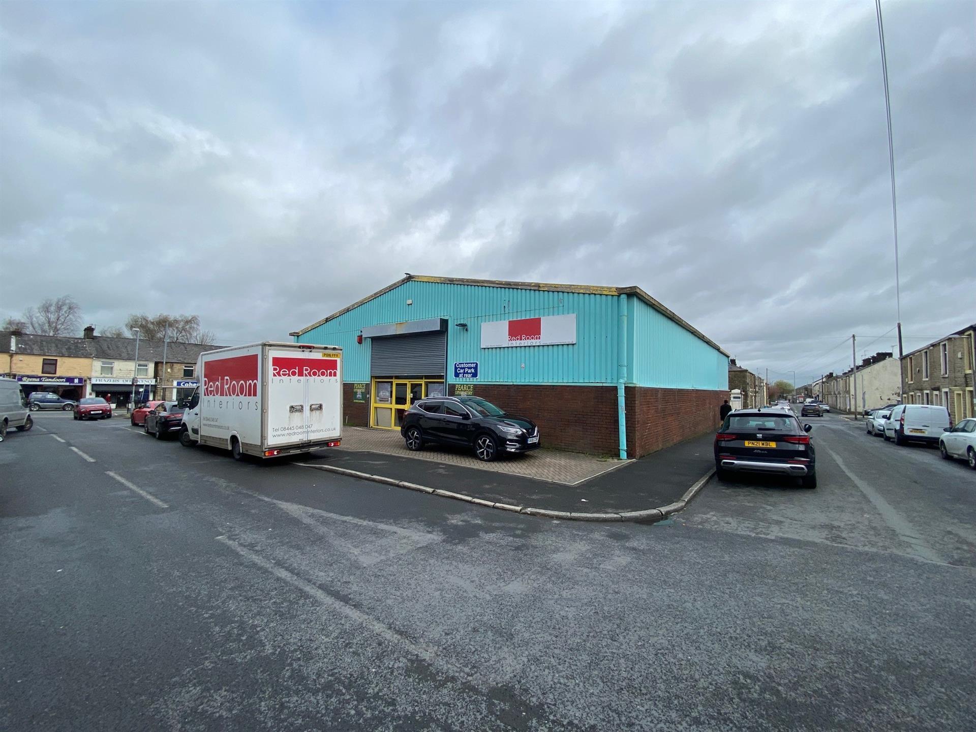 Oak St, Oswaldtwistle for sale Primary Photo- Image 1 of 8