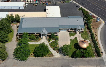 110 S Main St, Lindon, UT - aerial  map view