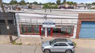 Plus de détails pour 220 E Jericho Tpke, Mineola, NY - Commerce de détail à louer