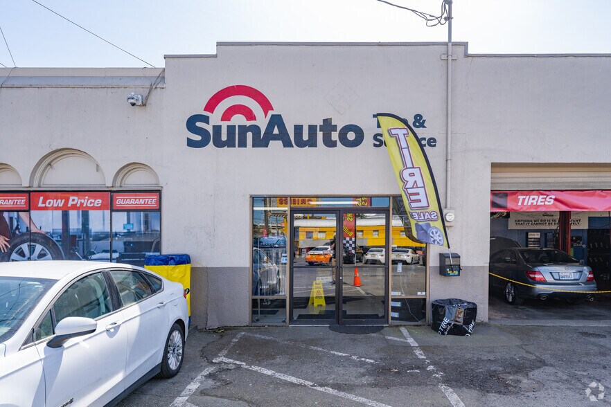 3201 4th Ave S, Seattle, WA à vendre - Photo du bâtiment - Image 2 de 7