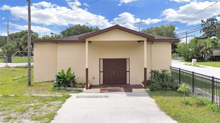 4501 N 42nd St, Tampa, FL for sale - Primary Photo - Image 1 of 21