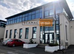Office in Villeneuve-la-Garenne for lease - Building Photo - Image 3 of 5