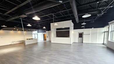 946 Washington Way, Longview, WA à louer Photo intérieure- Image 1 de 6