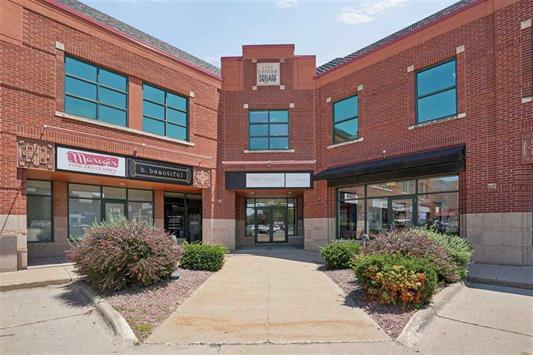 1100 5th St, Coralville, IA for lease - Building Photo - Image 2 of 16