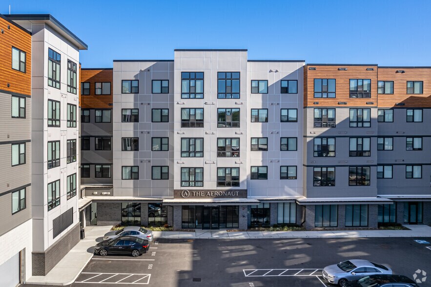 1400 Main St, Weymouth, MA à louer - Photo du bâtiment - Image 2 de 7