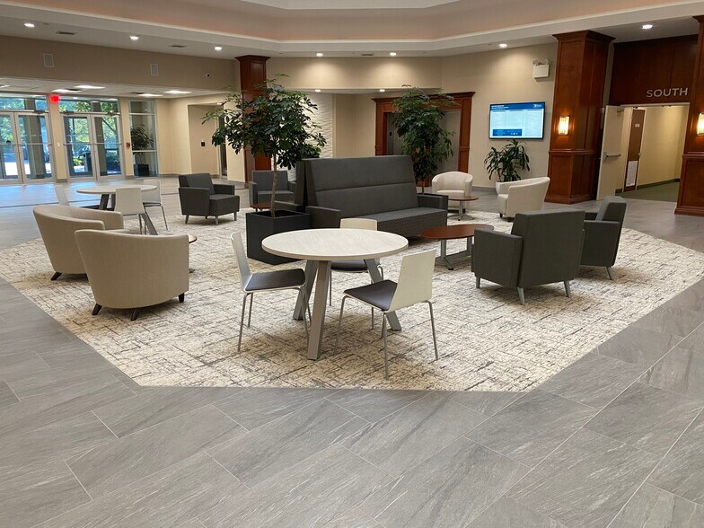 105 Maxess Rd, Melville, NY à louer - Photo intérieure - Image 3 de 10