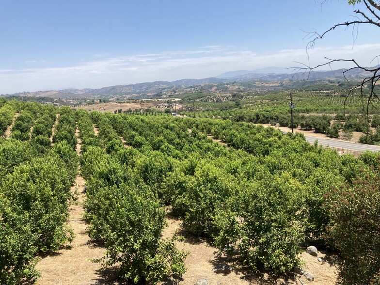 CARANCHO Rd, Temecula, CA for sale - Primary Photo - Image 1 of 8