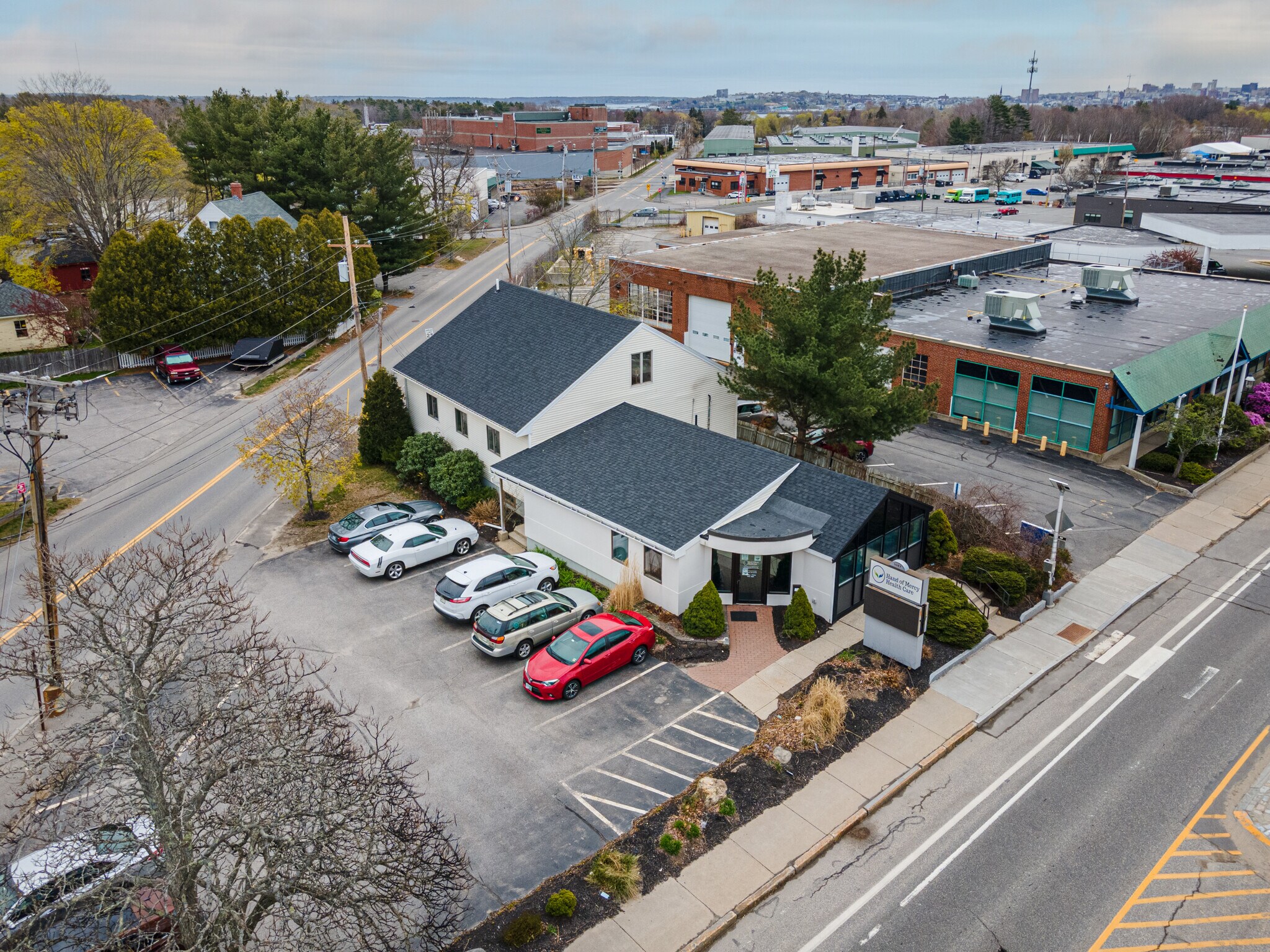 1087 Forest Ave, Portland, ME for sale Primary Photo- Image 1 of 8