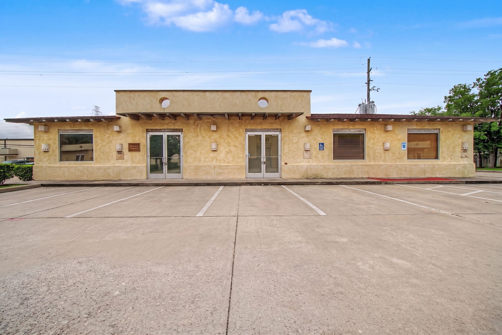 25329 Budde Rd, The Woodlands, TX for lease Building Photo- Image 1 of 19