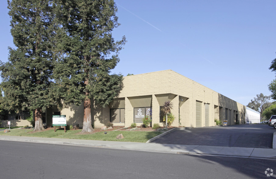 7007-7011 Realm Dr, San Jose, CA for lease - Building Photo - Image 1 of 22