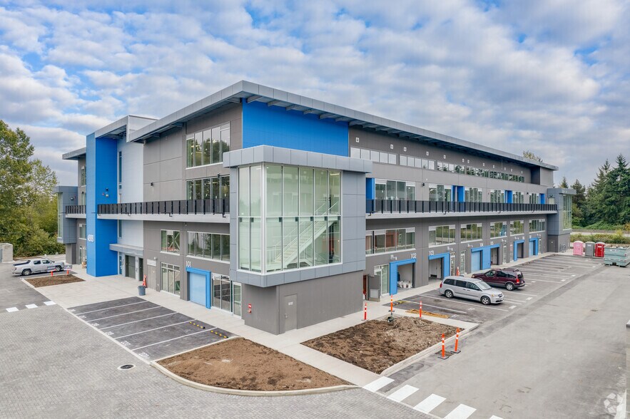 4888 Vanguard Rd, Richmond, BC à louer - Photo du bâtiment - Image 2 de 3