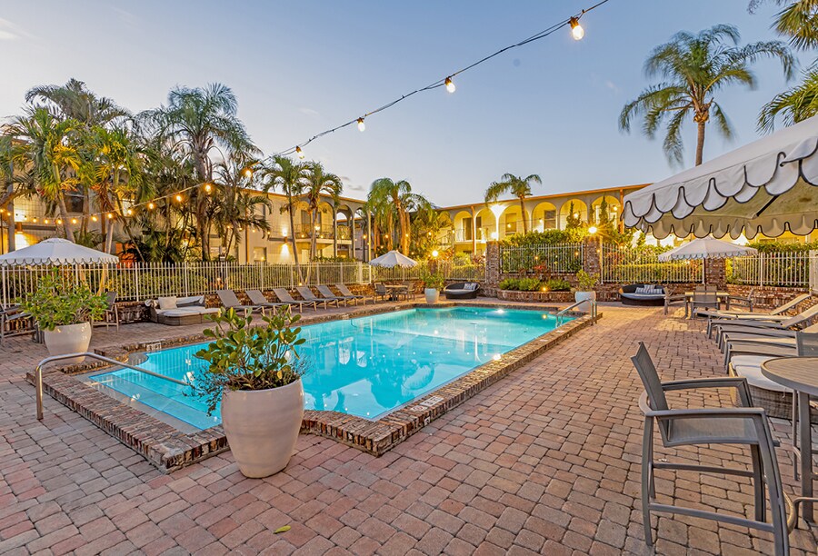 4350 W Kennedy Blvd, Tampa, FL à vendre Photo du bâtiment- Image 1 de 1