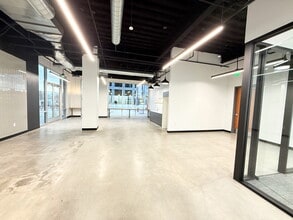 10355 S Jordan Pky, South Jordan, UT à louer Photo intérieure- Image 2 de 11