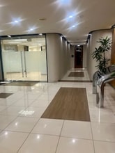 5220 Spring Valley Rd, Dallas, TX for lease Interior Photo- Image 1 of 6