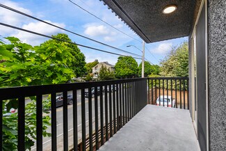 More details for 12748 Greenwood Ave N, Seattle, WA - Multifamily for Sale