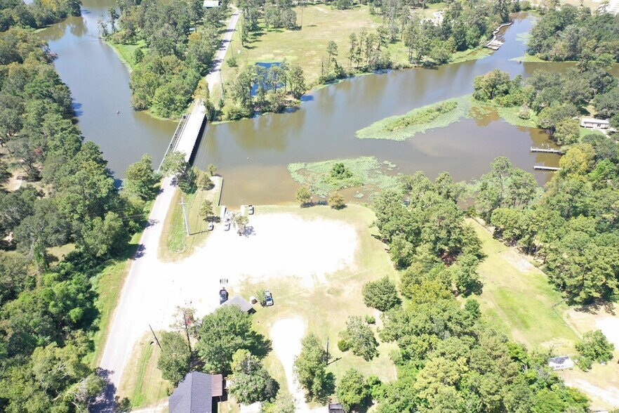 27400 Pleasure Ln, Huffman, TX à vendre - Aérien - Image 3 de 6