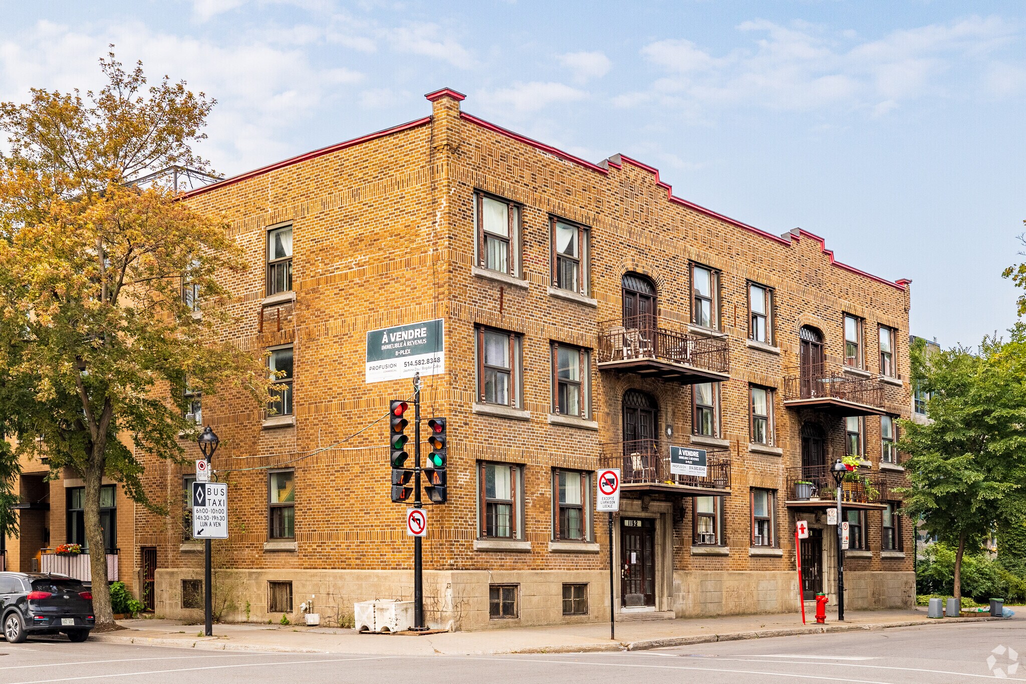 1152-1160 Rue Alexandre-Desève, Montréal, QC for sale Primary Photo- Image 1 of 5
