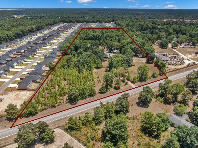 10173 Crockett Martin Rd, Conroe, TX à vendre - Photo du bâtiment - Image 3 de 22