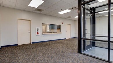 7145 E Virginia St, Evansville, IN for lease Lobby- Image 2 of 26