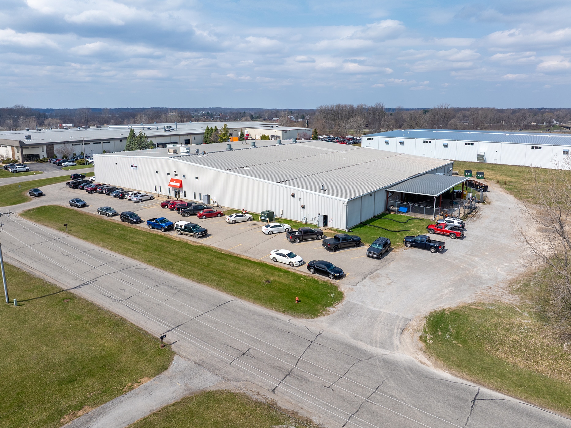 Samuel Metal Spinners portfolio of 3 properties for sale on LoopNet.ca Primary Photo- Image 1 of 23