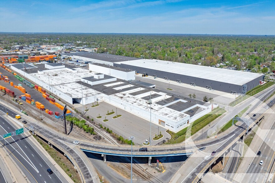 12601 Southfield Fwy, Detroit, MI à louer - Photo principale - Image 1 de 1