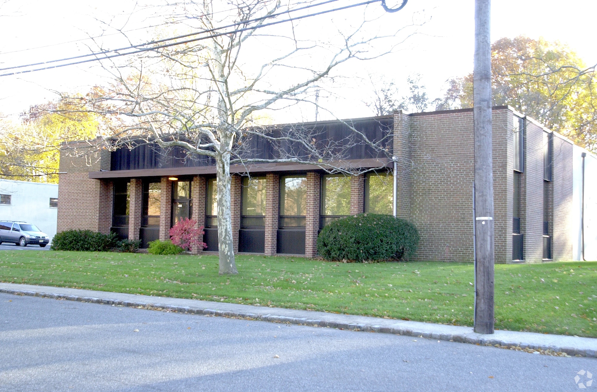 1091 Bristol Rd, Mountainside, NJ for lease Primary Photo- Image 1 of 3