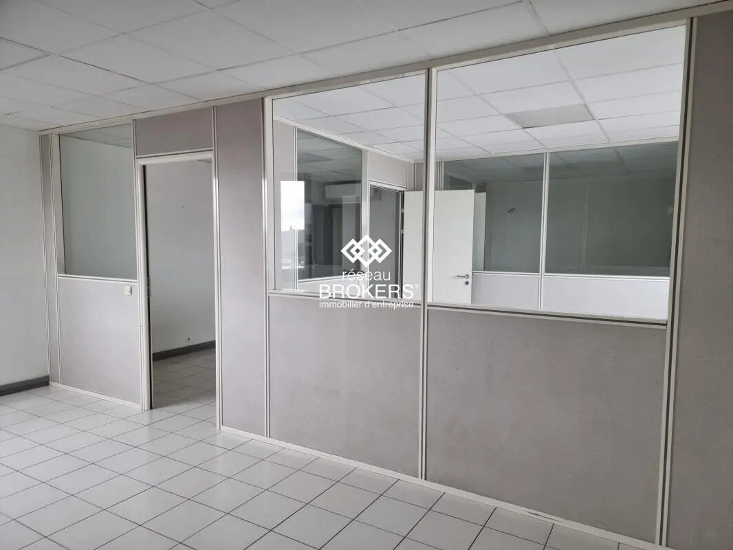 Industrial in Mauguio for lease Interior Photo- Image 1 of 7