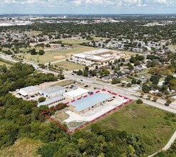 311 Gross Rd, Mesquite, TX - AERIAL  map view