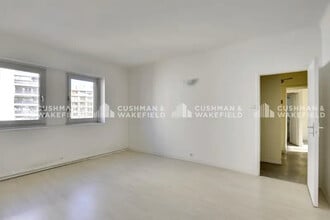 338 Avenue Du Prado, Marseille for sale Interior Photo- Image 1 of 8