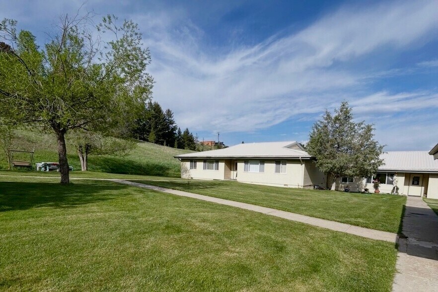 312 E Broadway St, Philipsburg, MT à vendre - Photo du bâtiment - Image 2 de 10