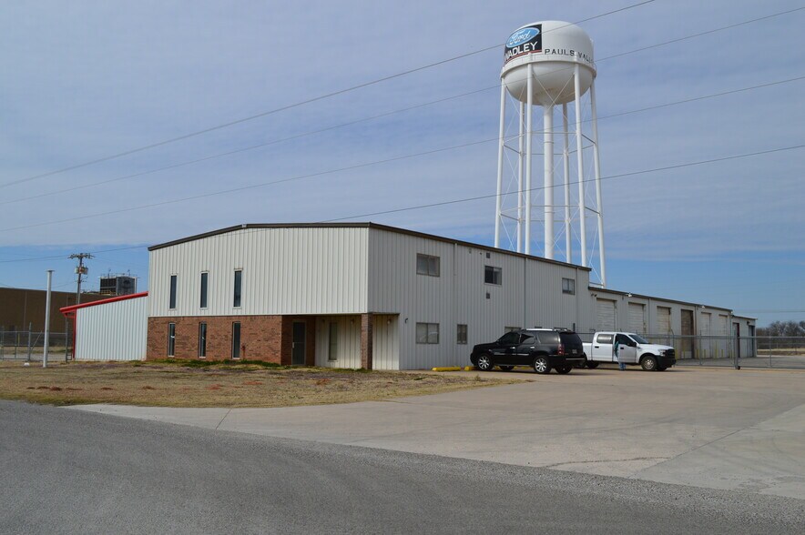 1709 Enterprise Blvd, Pauls Valley, OK à vendre - Photo du bâtiment - Image 1 de 12