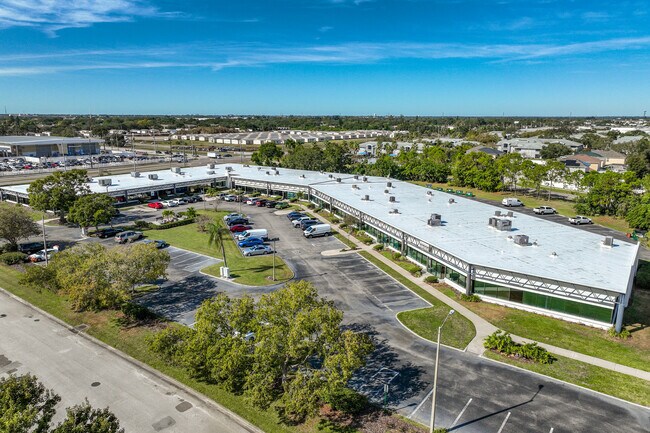 Plus de détails pour 11701 S Belcher Rd, Largo, FL - Bureau, Industriel à louer