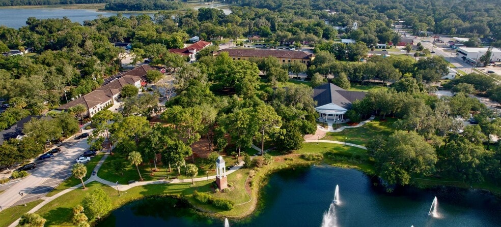 160 N 4th St, Lake Mary, FL à vendre - Aérien - Image 3 de 14