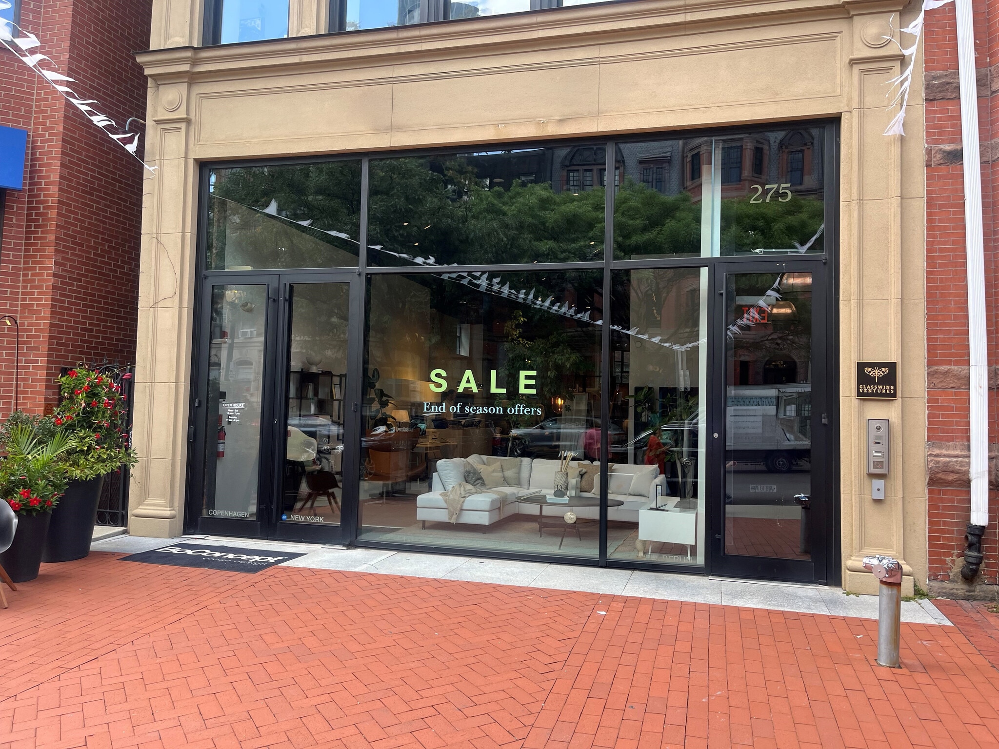 275 Newbury St, Boston, MA for lease Building Photo- Image 1 of 5
