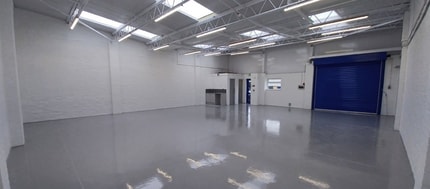 11-17 Horatius Way, Croydon à louer Photo intérieure- Image 2 de 3