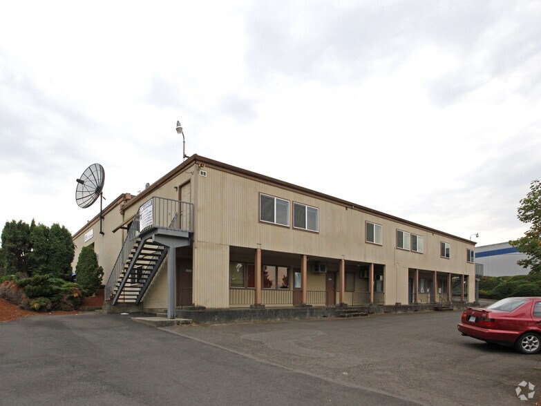 10300-10330 NE Marx St, Portland, OR à louer - Photo du bâtiment - Image 2 de 3